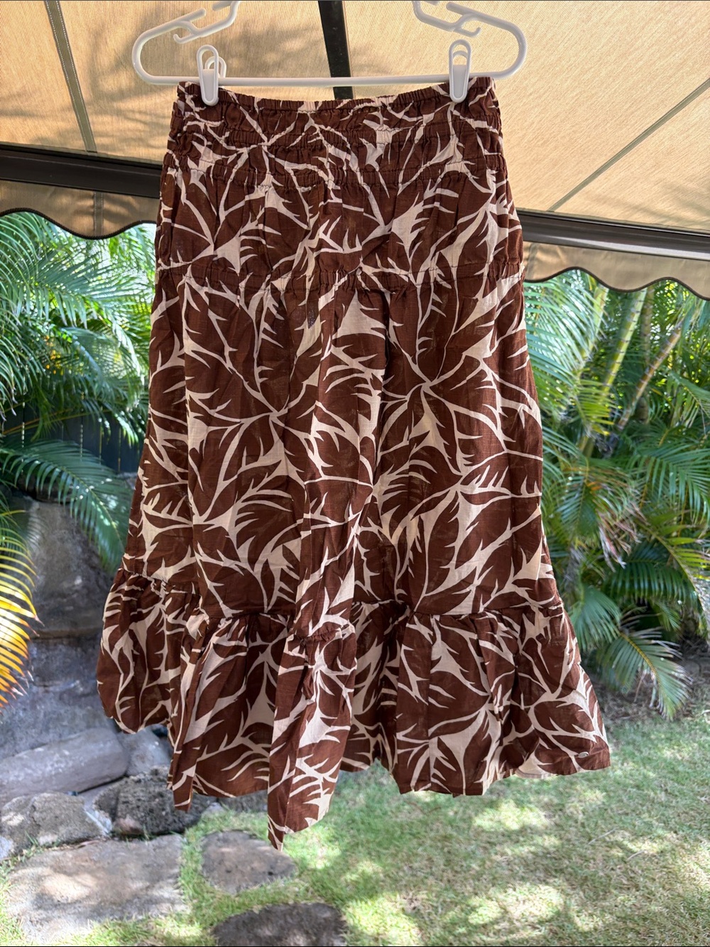 Roxy Brown and Cream Leaf-Print Tiered Midi Skirt